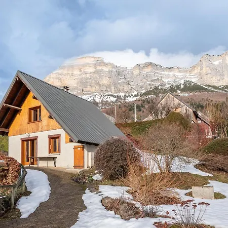 Chartrousin Chalet Saint-Hilaire (Isere)